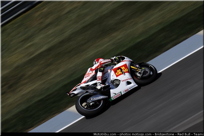 motogp_simoncelli_033_indianapolis_2011