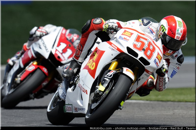 motogp_simoncelli_035_indianapolis_2011