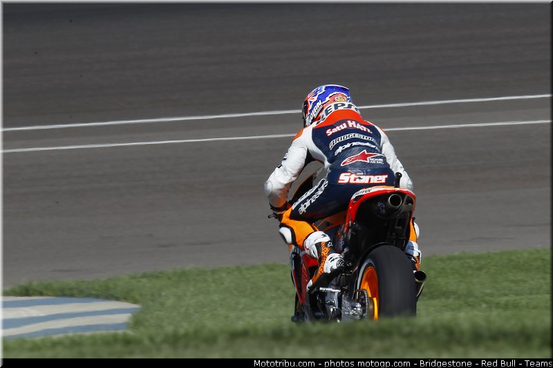 motogp_stoner_026_indianapolis_2011