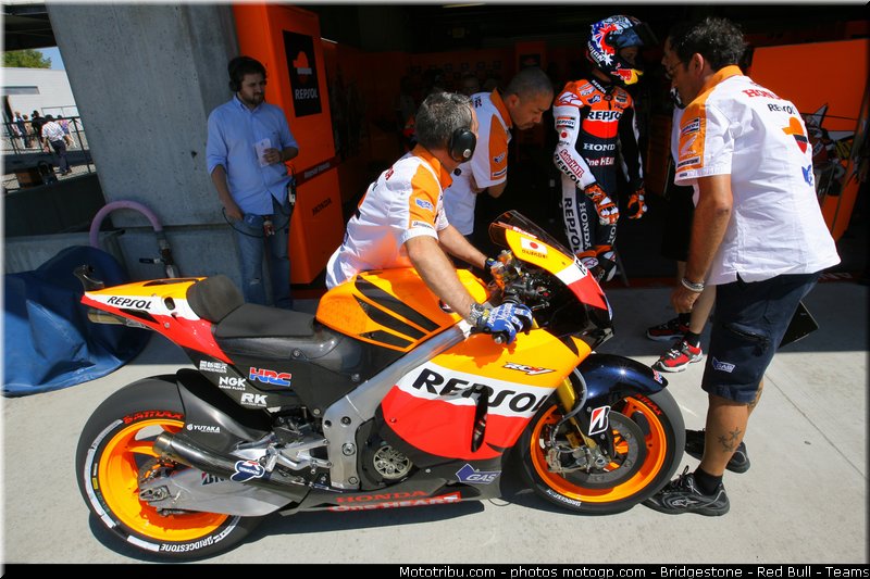 motogp_stoner_062_indianapolis_2011