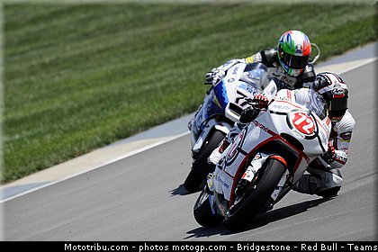 moto2_017_indianapolis_2011.jpg