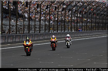 moto2_027_indianapolis_2011.jpg