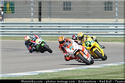 moto2_049_indianapolis_2011.jpg