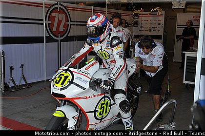 moto2_pirro_009_indianapolis_2011.jpg