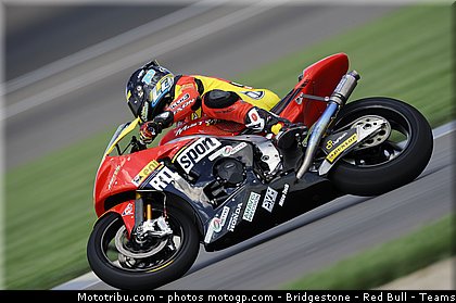 moto2_simeon_005_indianapolis_2011.jpg