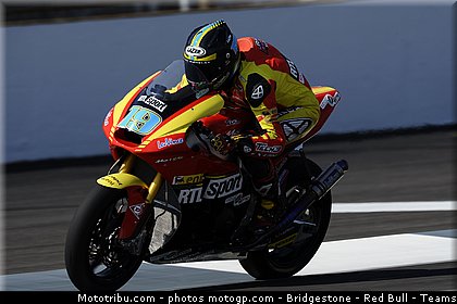 moto2_simeon_012_indianapolis_2011.jpg
