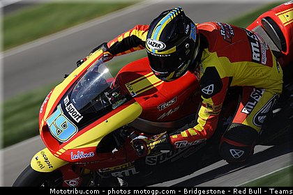 moto2_simeon_013_indianapolis_2011.jpg