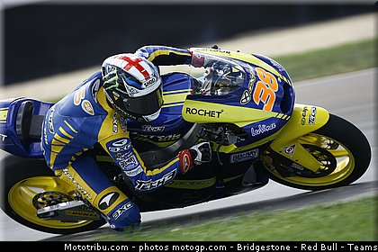 moto2_smith_001_indianapolis_2011.jpg
