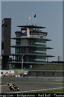 moto2_smith_013_indianapolis_2011.jpg