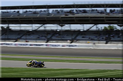 moto2_smith_016_indianapolis_2011.jpg