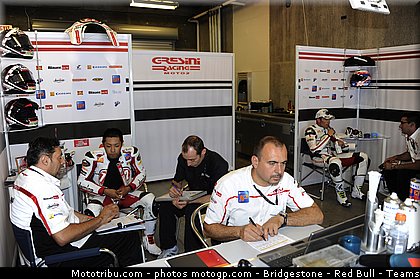 moto2_takahashi_015_indianapolis_2011.jpg