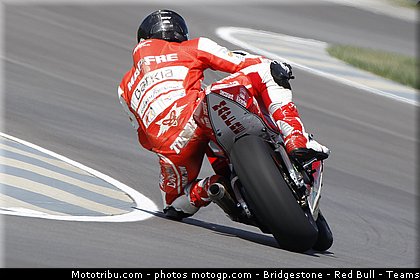 moto2_torres_002_indianapolis_2011.jpg