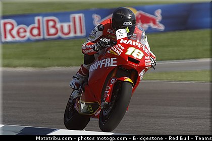 moto2_torres_007_indianapolis_2011.jpg