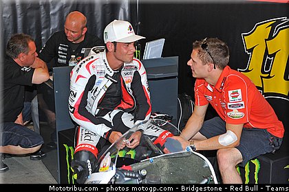 motogp_ambiance_021_indianapolis_2011.jpg