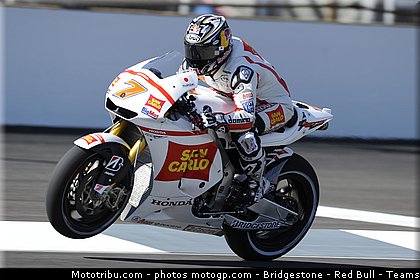 motogp_aoyama_002_indianapolis_2011.jpg