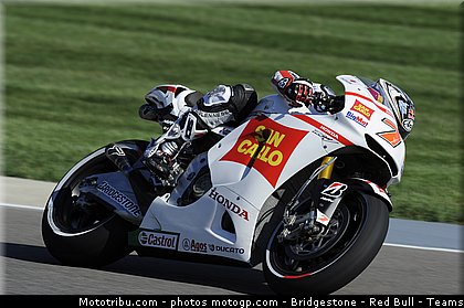 motogp_aoyama_003_indianapolis_2011.jpg