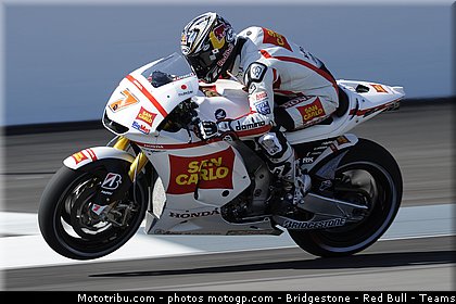 motogp_aoyama_004_indianapolis_2011.jpg