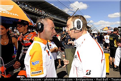 motogp_bridgestone_004_indianapolis_2011.jpg