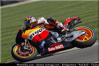 motogp_dovizioso_009_indianapolis_2011.jpg