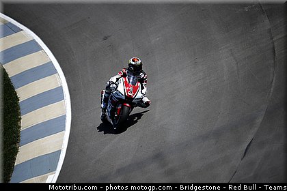 motogp_lorenzo_005_indianapolis_2011.jpg