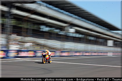 motogp_pedrosa_002_indianapolis_2011.jpg