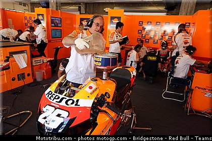 motogp_pedrosa_005_indianapolis_2011.jpg