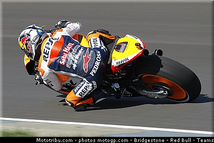 motogp_pedrosa_020_indianapolis_2011.jpg