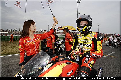 motogp_pitbabe_034_indianapolis_2011.jpg