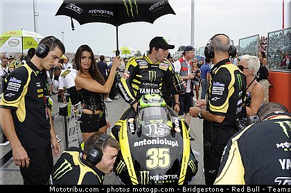 motogp_pitbabe_035_indianapolis_2011.jpg