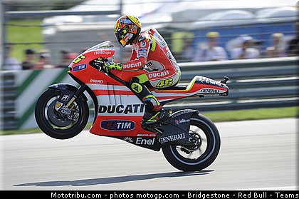 motogp_rossi_010_indianapolis_2011.jpg