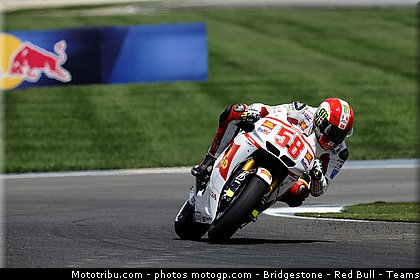 motogp_simoncelli_038_indianapolis_2011.jpg