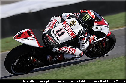 motogp_spies_001_indianapolis_2011.jpg