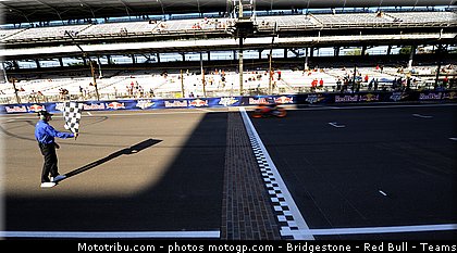 motogp_stoner_001_indianapolis_2011.jpg