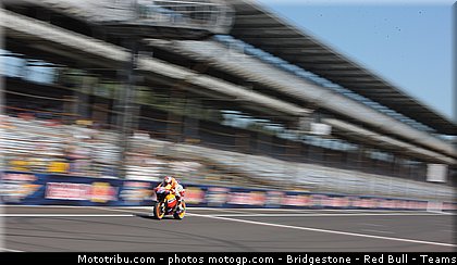 motogp_stoner_004_indianapolis_2011.jpg
