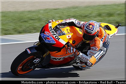 motogp_stoner_033_indianapolis_2011.jpg