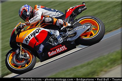 motogp_stoner_040_indianapolis_2011.jpg