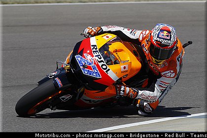motogp_stoner_041_indianapolis_2011.jpg