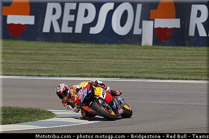 motogp_stoner_042_indianapolis_2011.jpg