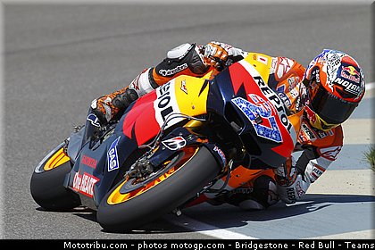 motogp_stoner_044_indianapolis_2011.jpg