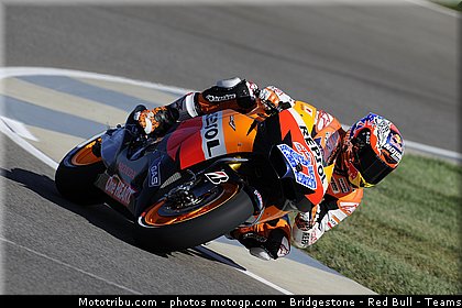 motogp_stoner_045_indianapolis_2011.jpg