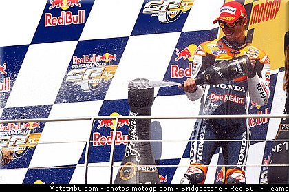 motogp_stoner_051_indianapolis_2011.jpg