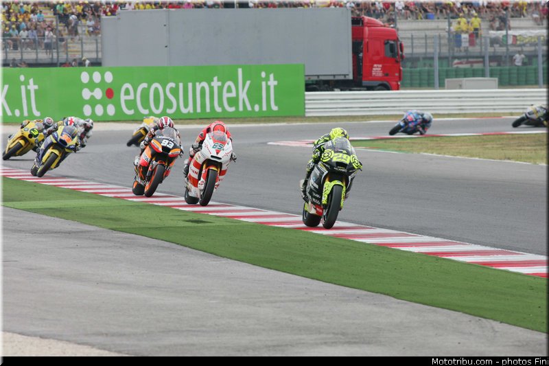 moto2_006_san_marin_misano_adriatico_2011