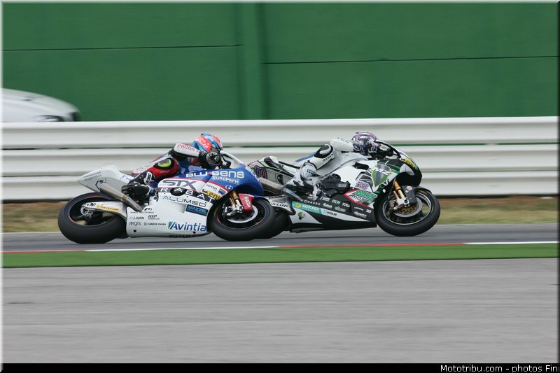 moto2_010_san_marin_misano_adriatico_2011