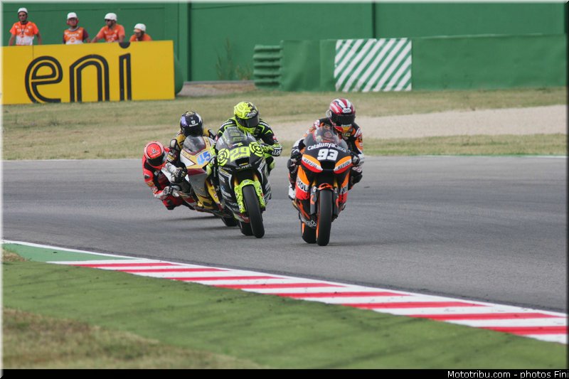 moto2_013_san_marin_misano_adriatico_2011