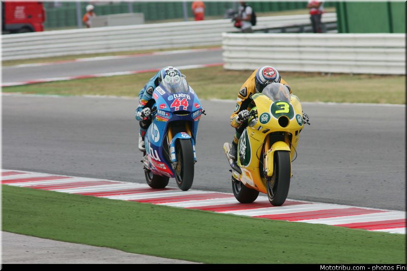 moto2_027_san_marin_misano_adriatico_2011