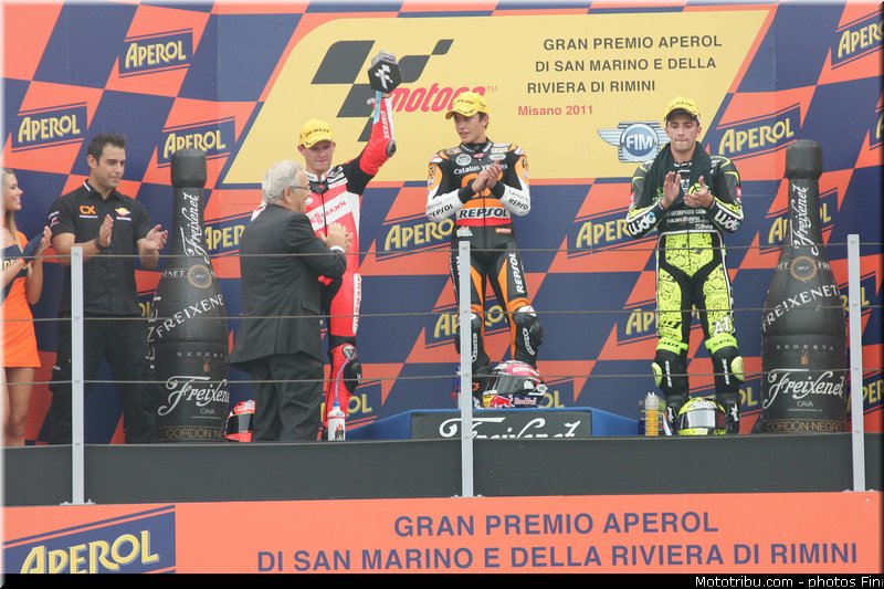 moto2_038_san_marin_misano_adriatico_2011