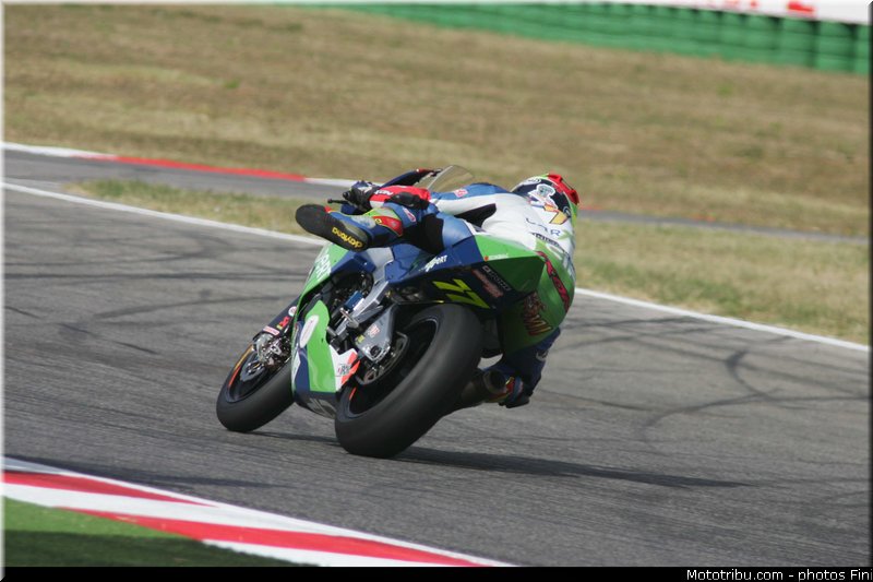moto2_aegerter_001_san_marin_misano_adriatico_2011
