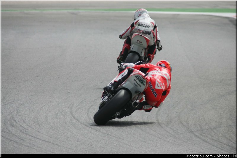 moto2_bradl_004_san_marin_misano_adriatico_2011