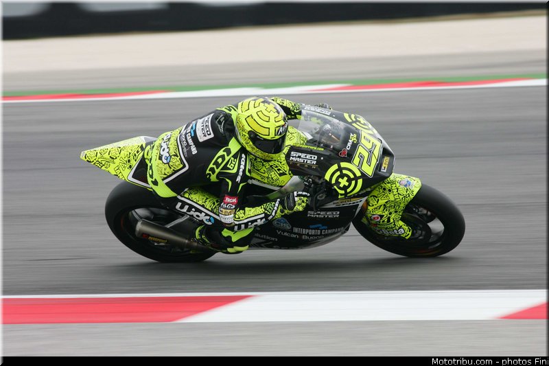 moto2_iannone_001_san_marin_misano_adriatico_2011