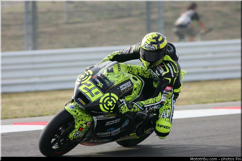 moto2_iannone_005_san_marin_misano_adriatico_2011